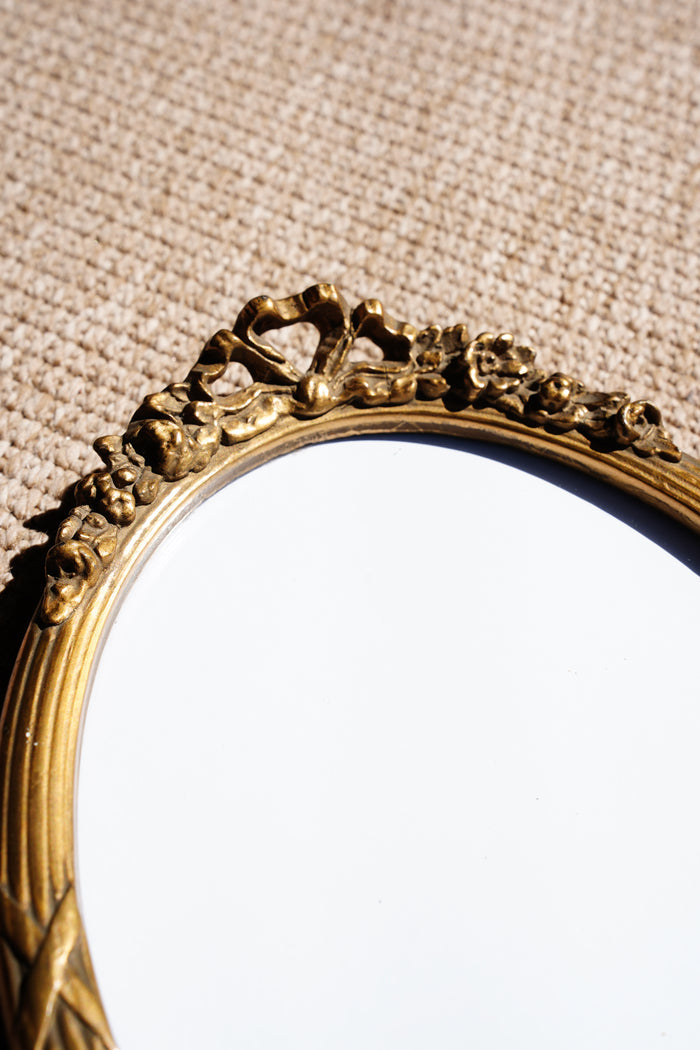 Antique Louis XVI Style Giltwood Oval Picture Frame