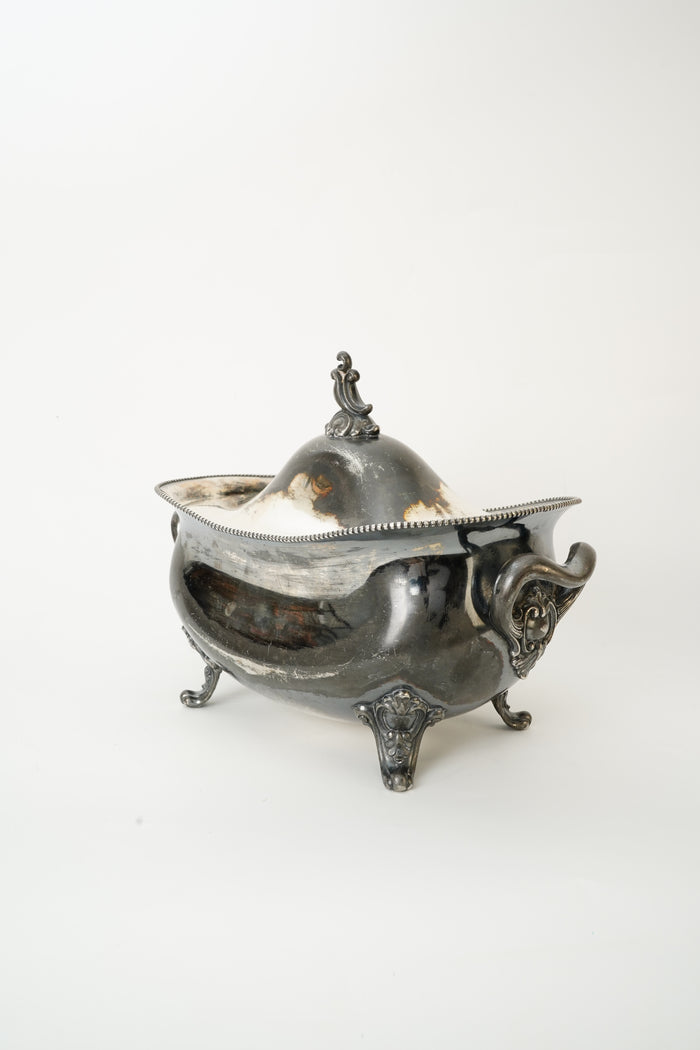 Antique Meriden Silver Plate Covered Tureen Serving Dish with Claw Feet