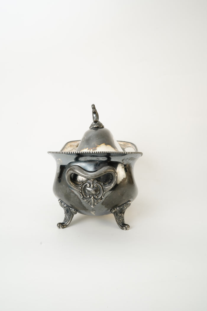 Antique Meriden Silver Plate Covered Tureen Serving Dish with Claw Feet