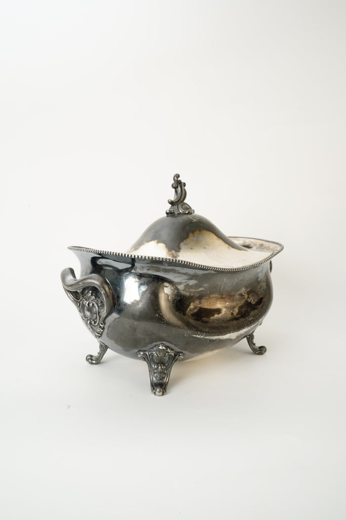 Antique Meriden Silver Plate Covered Tureen Serving Dish with Claw Feet