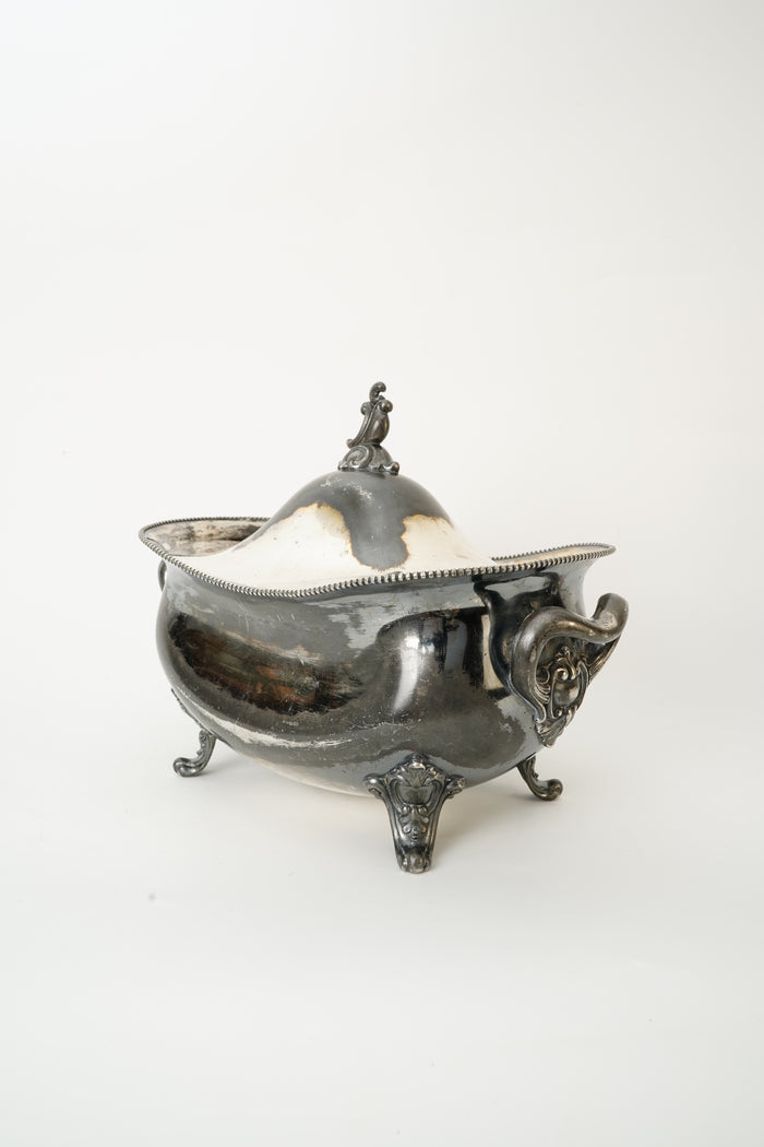 Antique Meriden Silver Plate Covered Tureen Serving Dish with Claw Feet