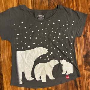 Coca-Cola Polar Bear Tee NEW MEDIUM