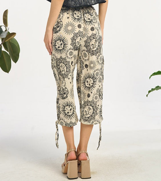 Cotton Sun & Moon Capri Pants ~ White & Black