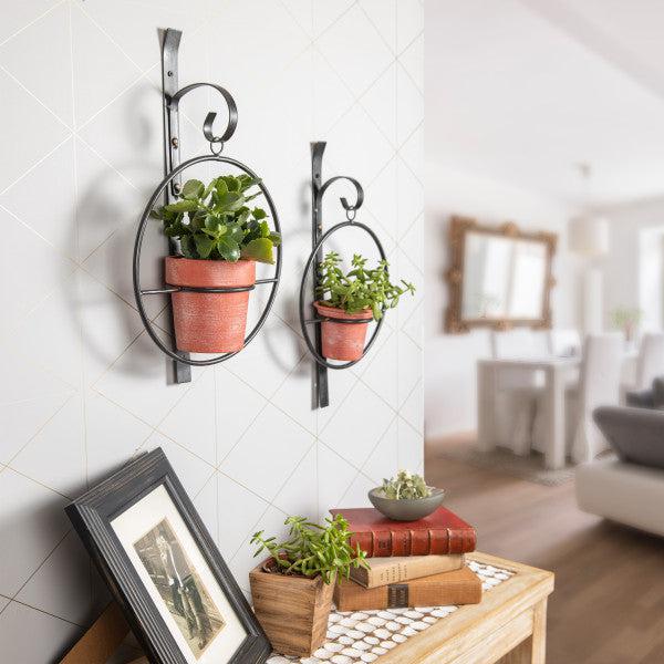 Danya B Tivoli 2-Piece Metal Hanging Planter Set (FHB21243)