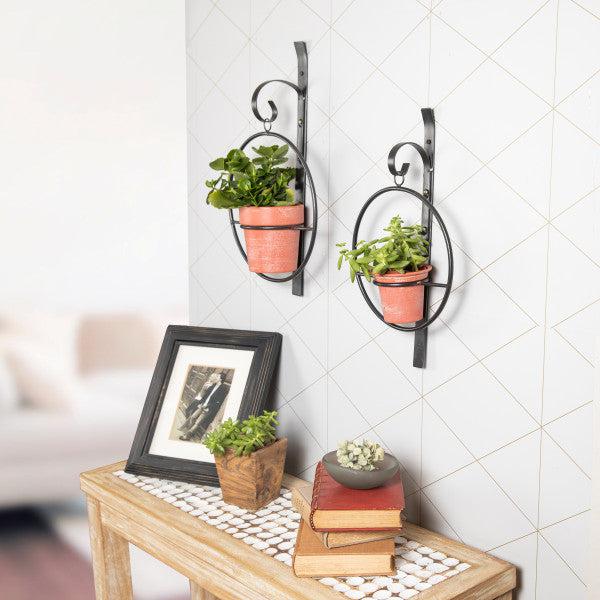 Danya B Tivoli 2-Piece Metal Hanging Planter Set (FHB21243)