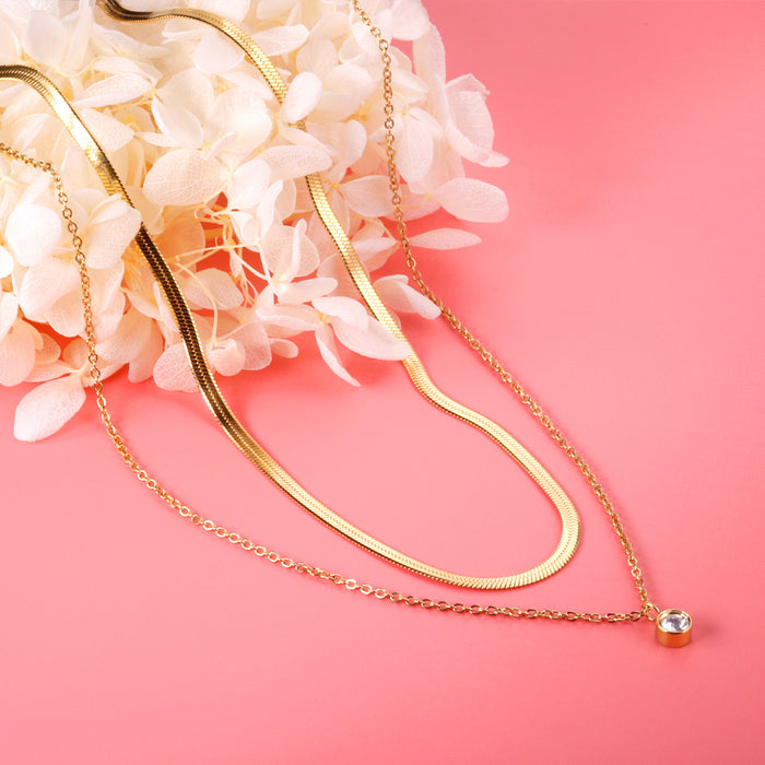 LAYERED CLASSY - Necklace
