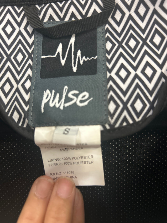 Pulse black and gray patterned reversible winter vest NEW SMALL