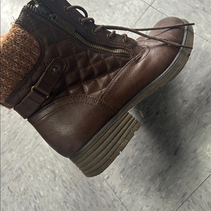 Synthetic leather ankle boots STQ brand lace-up combat style knit collar size 9